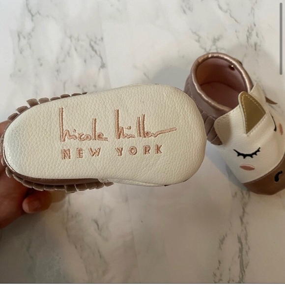 Nicole Miller Unicorn Booties 0-6 months - Picture 3 of 5